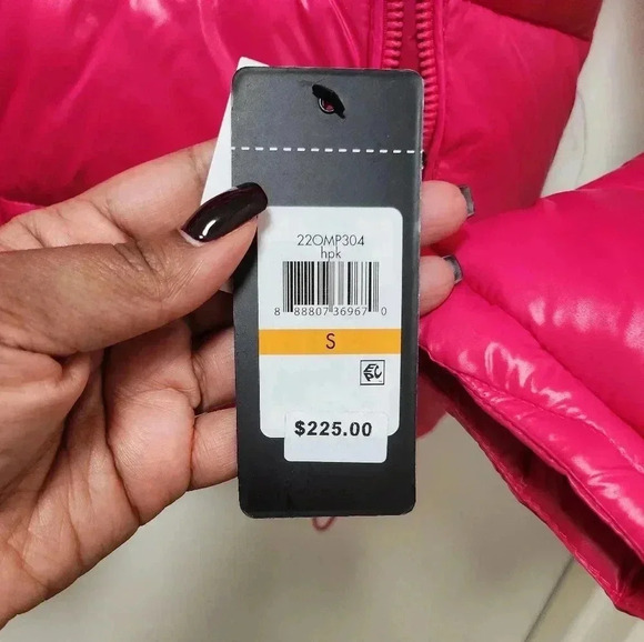 GUESS-Puffer‎ Coat - Picture 7 of 8